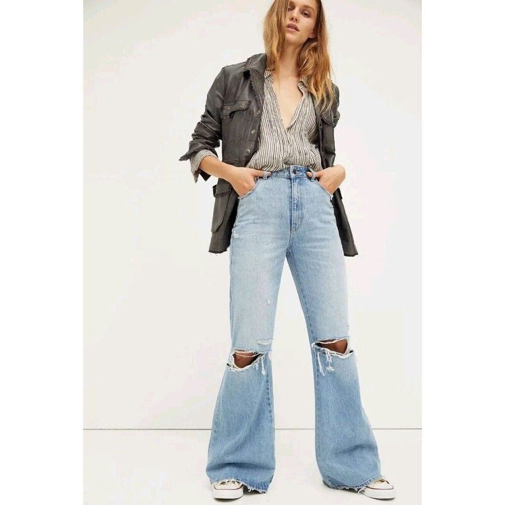 ROLLA'S Light Blue Flare Jeans